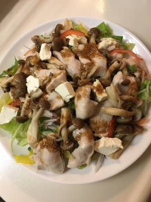 鶏むねのヘルシーホットサラダ