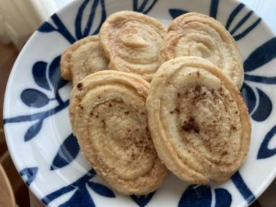 キャラメルリーフパイ