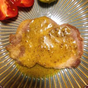 ポークソテー 粒マスタードソース