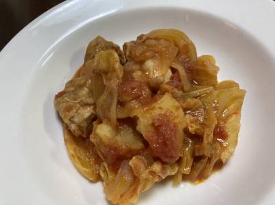 トマトとチキンの煮込み