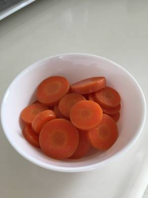 春にんじんのレモン風味グラッセ