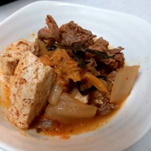肉キムチ豆腐