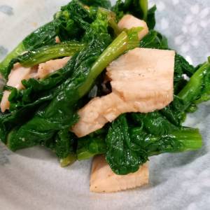 蒸し鶏と菜の花のあえ物