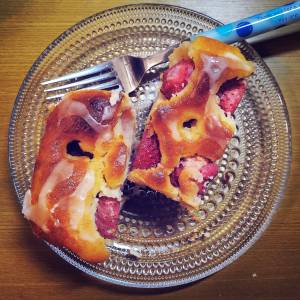 いちごの生パウンドケーキ