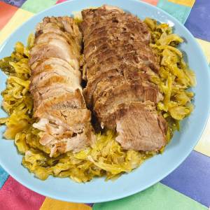 キャベツと豚ロース肉の蒸し煮