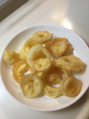 新たまねぎのリング揚げ
