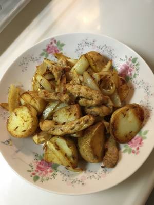 豚肉と新じゃがのサブジ風