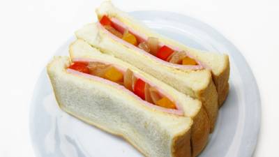 ハムピクルスサンド