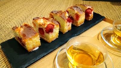 いちごの生パウンドケーキ