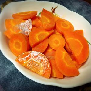 春にんじんのレモン風味グラッセ