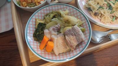 春キャベツの簡単シュークルート