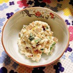 ホーレン草とコンニャクの白和え