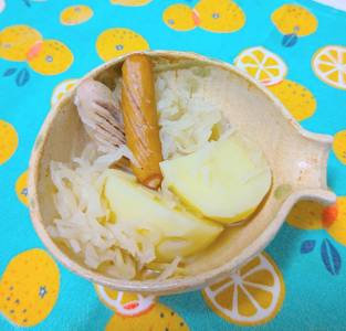 切り干し大根とソーセージのスープ煮