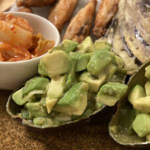 アボカドのなめろう