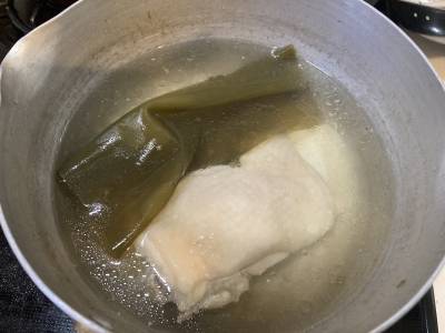 昆布だしゆで鶏