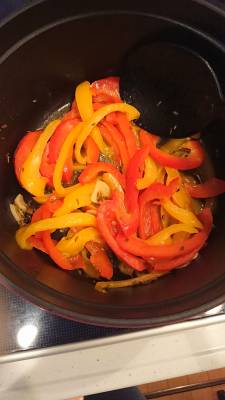 パプリカのインド風炒め煮(サブジ)