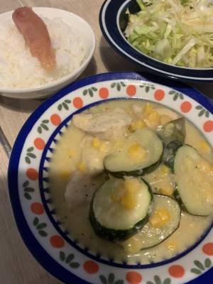 鶏むねのコーンクリーム煮