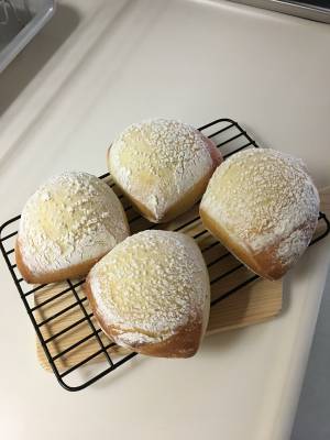 切りっぱなしのふんわりパン