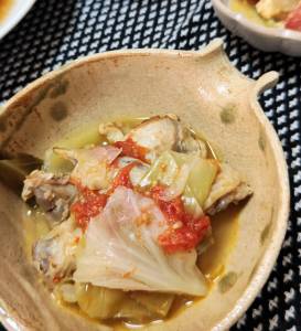 手羽元とキャベツの蒸し煮