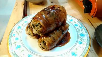 塩昆布の肉巻きおにぎり