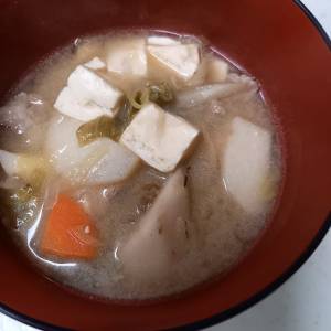 練りごまたっぷり豚汁