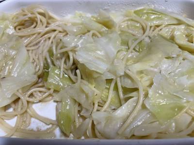 キャベツとアンチョビのパスタ