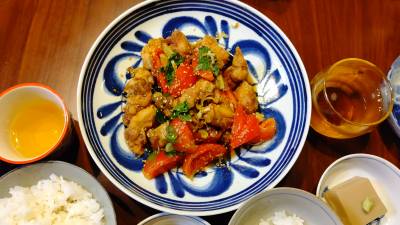 鶏とたっぷり薬味のトマト甘酢