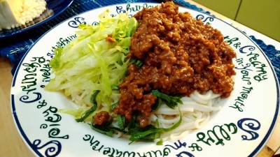 ピーそぼろめん