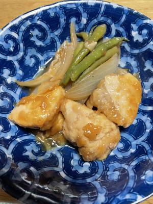 鶏むね肉と新たまねぎの照り煮