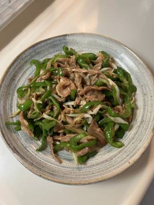 チンジャオロースー