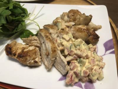 鶏むね肉の丸ごと蒸しソテー