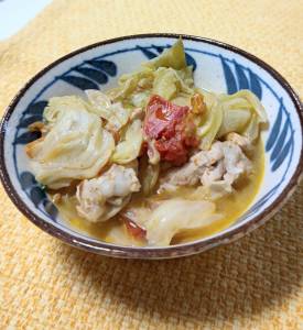 手羽元とキャベツの蒸し煮