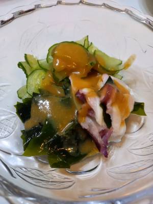 たことわかめの酢みそあえ