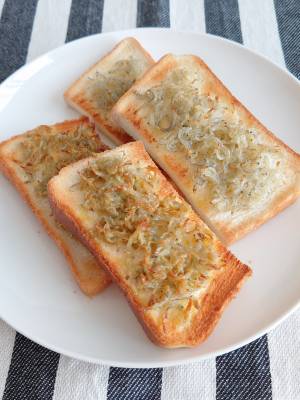 じゃこマヨトースト