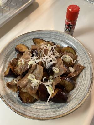 なすと豚バラのポン酢炒め