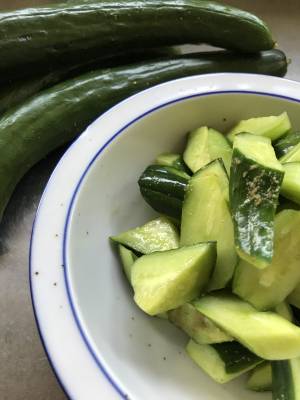 きゅうりのクミン漬け