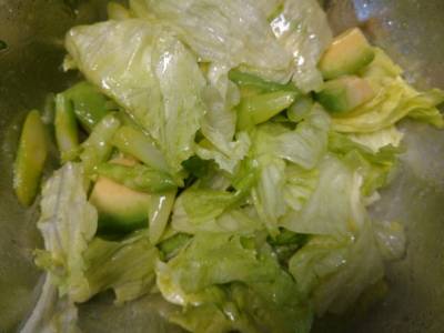 アスパラガスとアボカドのマスタードドレッシングあえ