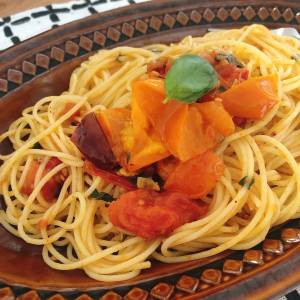 フレッシュトマトのパスタ