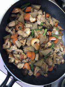 フライパン筑前煮