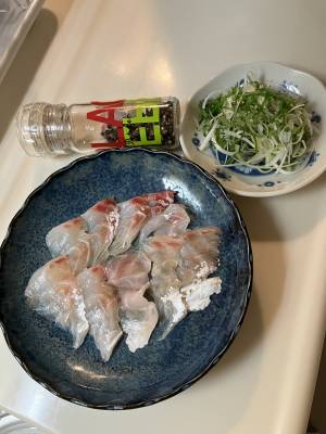 こしょう魚の昆布じめ