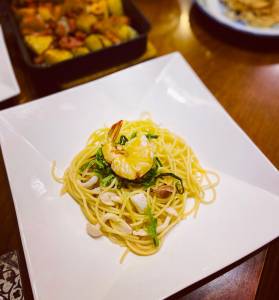 シーフードパスタ