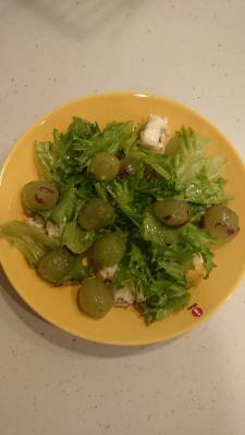 ぶどうとブルーチーズのサラダ