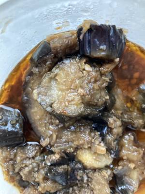 揚げなすのピリ辛香味づけ