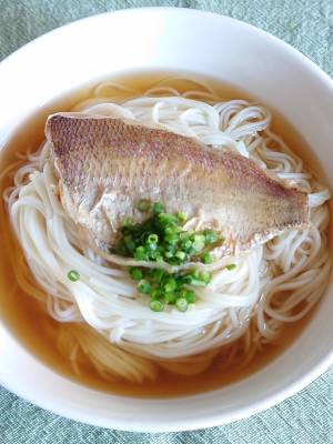 鯛（たい）そうめん