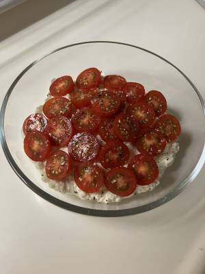 トマトと豆腐のふんわりカプレーゼ