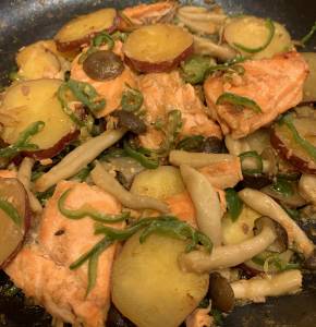 さけとおさつのちゃんちゃん焼き風