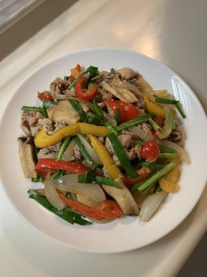 豚と緑黄色野菜のプルコギ風炒め