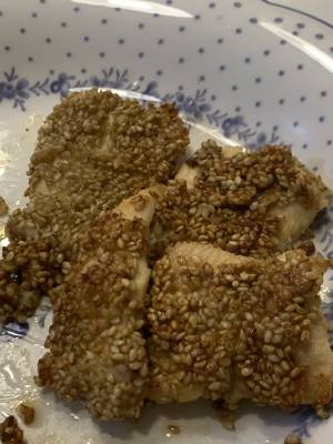 鶏むね肉のごま焼き