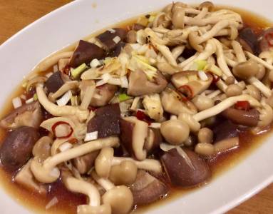 ミックスきのこのマリネ