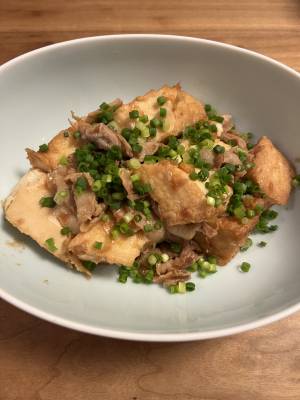 ちぎり厚揚げと豚バラの和風炒め